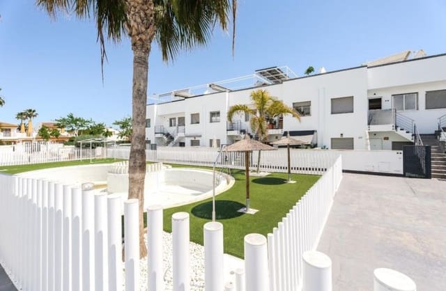 2 sovrum Takvåning till salu i Torre de la Horadada, Pilar de la Horadada med pool garage - 229 000 € (Ref: 9425534)