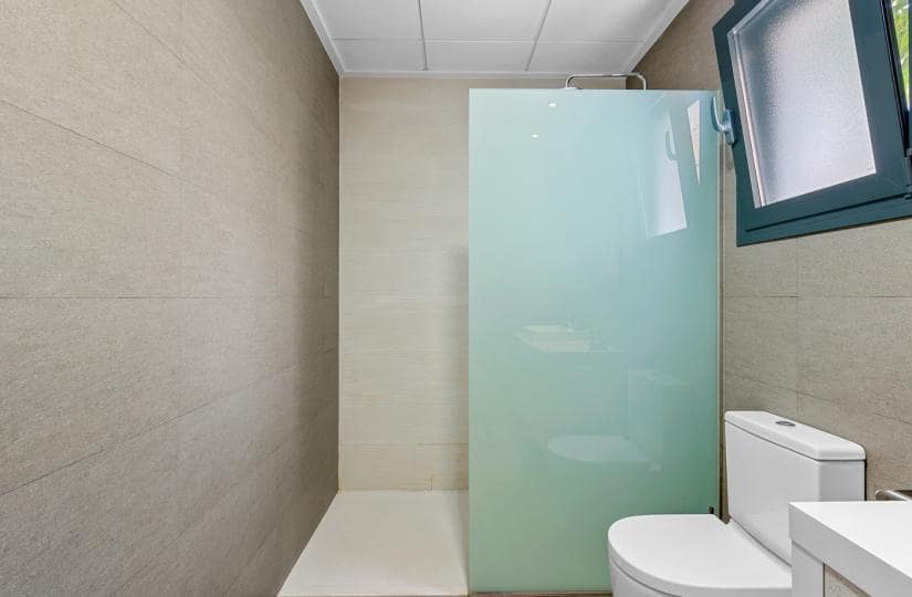 3 bedroom Villa for sale in Ciudad Quesada with pool garage - € 480,000 (Ref: 9425535)