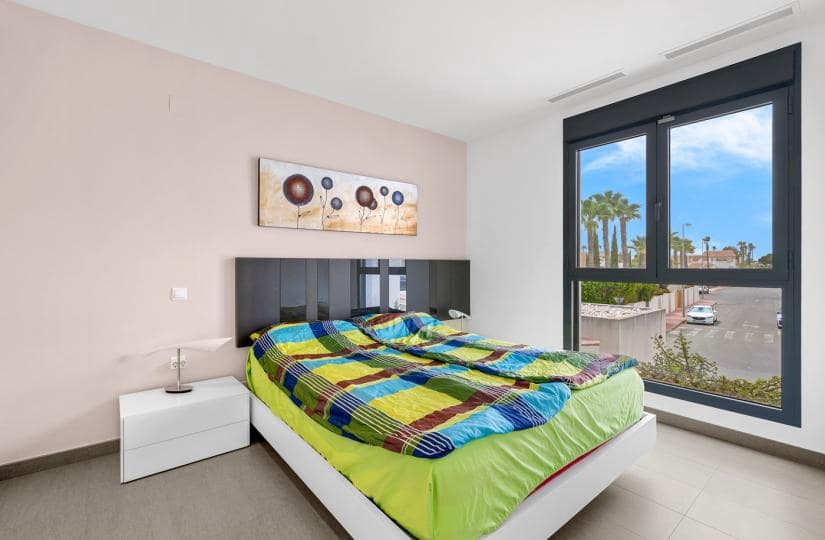 3 bedroom Villa for sale in Ciudad Quesada with pool garage - € 480,000 (Ref: 9425535)