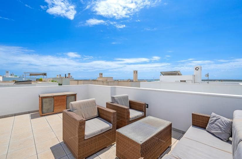 3 bedroom Villa for sale in Ciudad Quesada with pool garage - € 480,000 (Ref: 9425535)