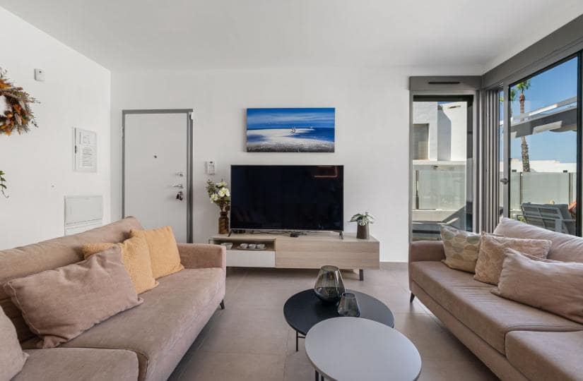 3 slaapkamer Villa te koop in Villamartin met zwembad garage - € 429.000 (Ref: 9425537)