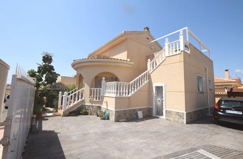 3 bedroom Villa for sale in Rojales with garage - € 329,800 (Ref: 9425540)