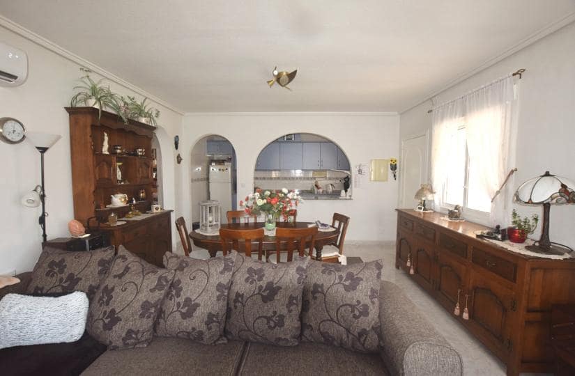 3 bedroom Villa for sale in Rojales with garage - € 329,800 (Ref: 9425540)