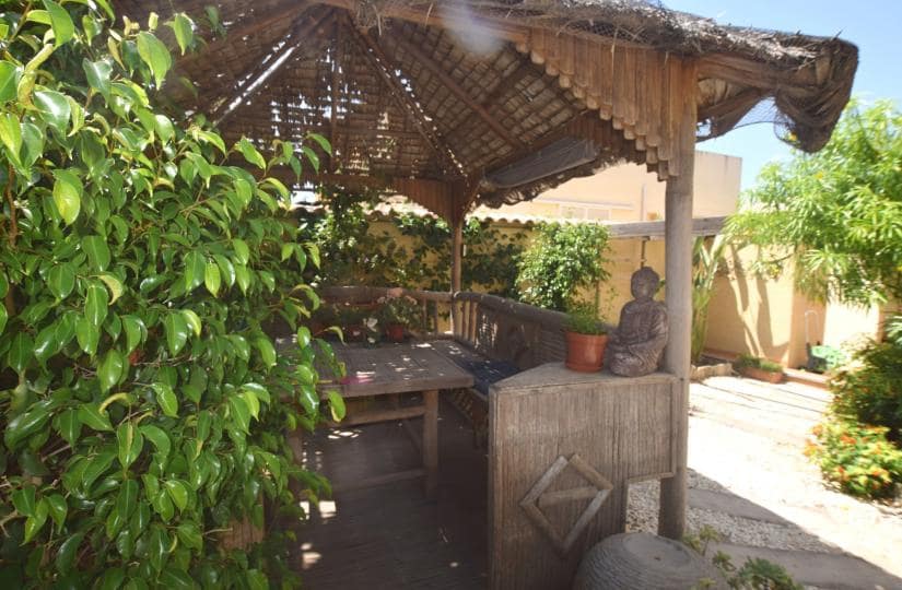 3 bedroom Villa for sale in Rojales with garage - € 329,800 (Ref: 9425540)