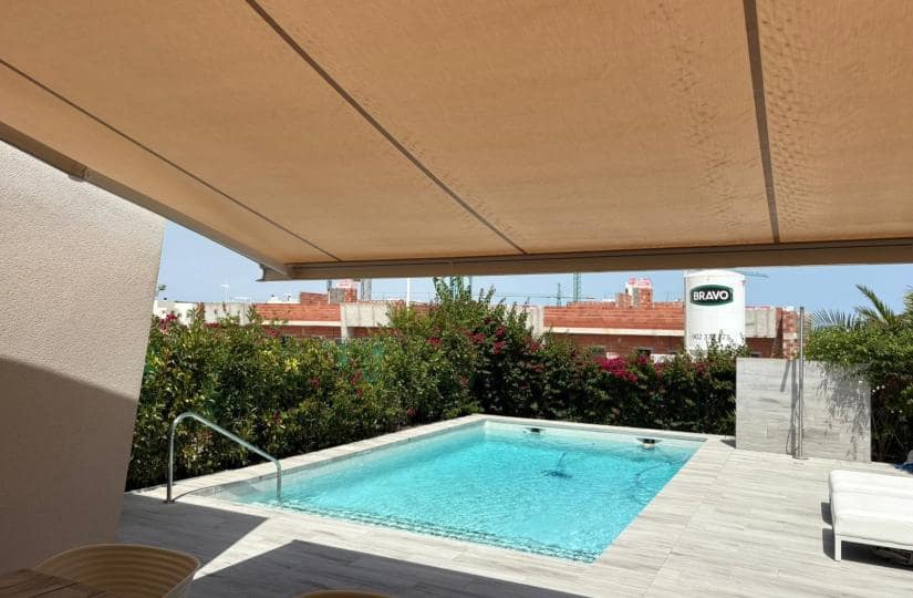 2 bedroom Villa for sale in Algorfa with pool garage - € 665,000 (Ref: 9425544)