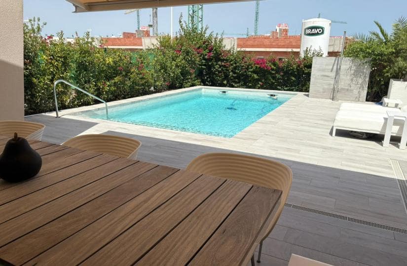 2 bedroom Villa for sale in Algorfa with pool garage - € 665,000 (Ref: 9425544)