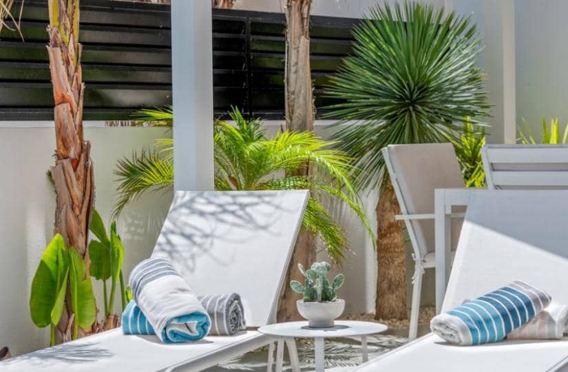 4 sypialnia Willa na sprzedaż w Guardamar del Segura z basenem garażem - 1 390 000 € (Ref: 9425547)