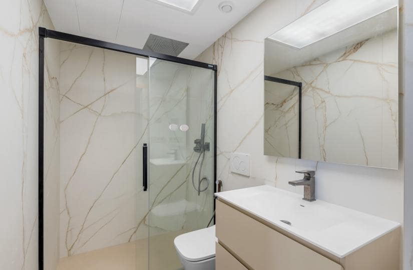 2 soveværelse Lejlighed til salg i Guardamar del Segura med swimmingpool - € 309.000 (Ref: 9425548)