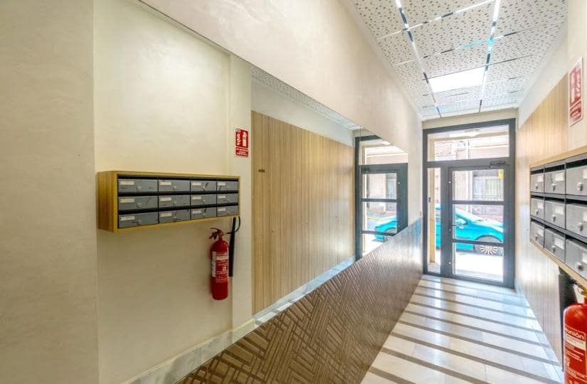 3 slaapkamer Appartement te koop in Torrevieja - € 309.900 (Ref: 9425551)