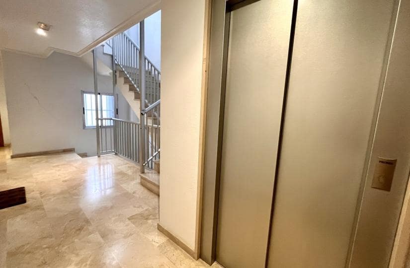 3 soverom Leilighet til salgs i Guardamar del Segura med garasje - € 299 999 (Ref: 9425555)