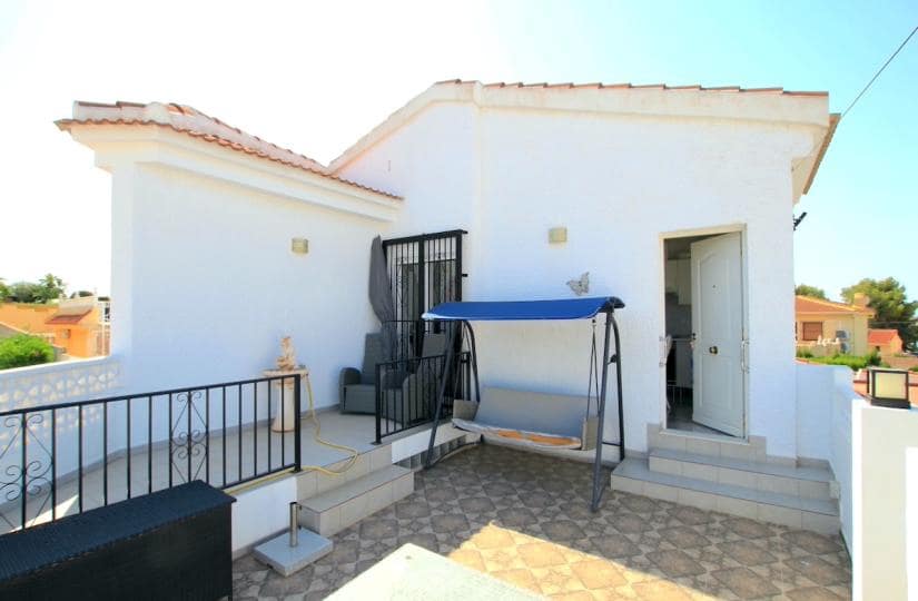 3 bedroom Villa for sale in Ciudad Quesada with garage - € 399,950 (Ref: 9425558)