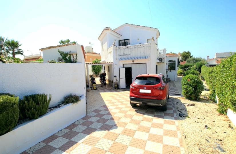 3 bedroom Villa for sale in Ciudad Quesada with garage - € 399,950 (Ref: 9425558)
