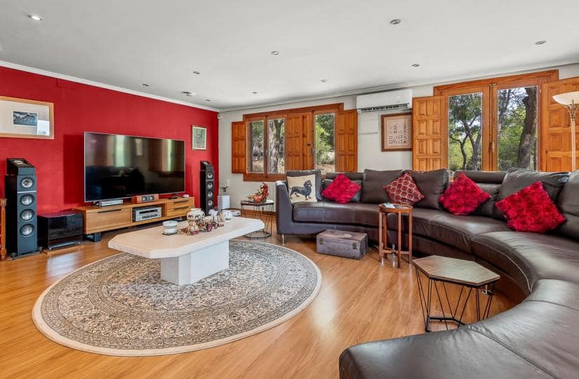 Finca/Casa Rural de 4 habitaciones en Torremendo en venta con piscina garaje - 575.000 € (Ref: 9425564)