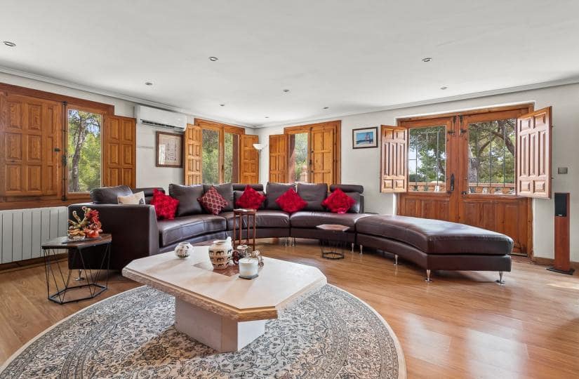 Finca/Casa Rural de 4 habitaciones en Torremendo en venta con piscina garaje - 575.000 € (Ref: 9425564)