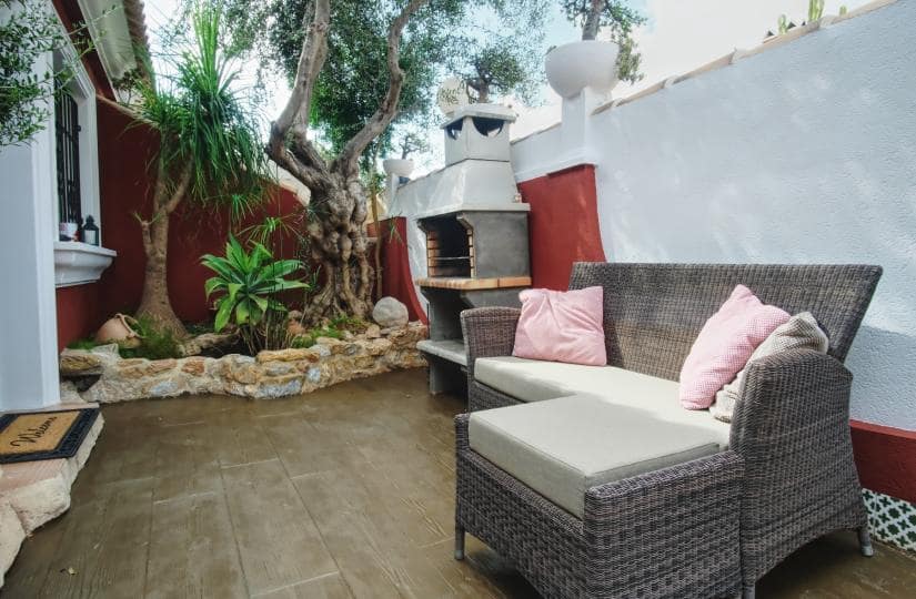 3 bedroom Semi-detached Villa for sale in Orihuela Costa with pool garage - € 239,000 (Ref: 9425567)