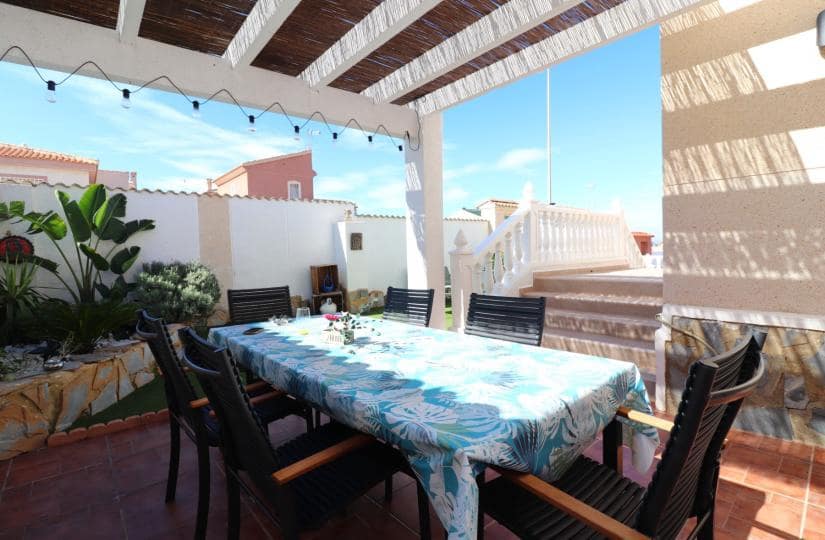 2 bedroom Villa for sale in Rojales with pool garage - € 285,000 (Ref: 9429103)