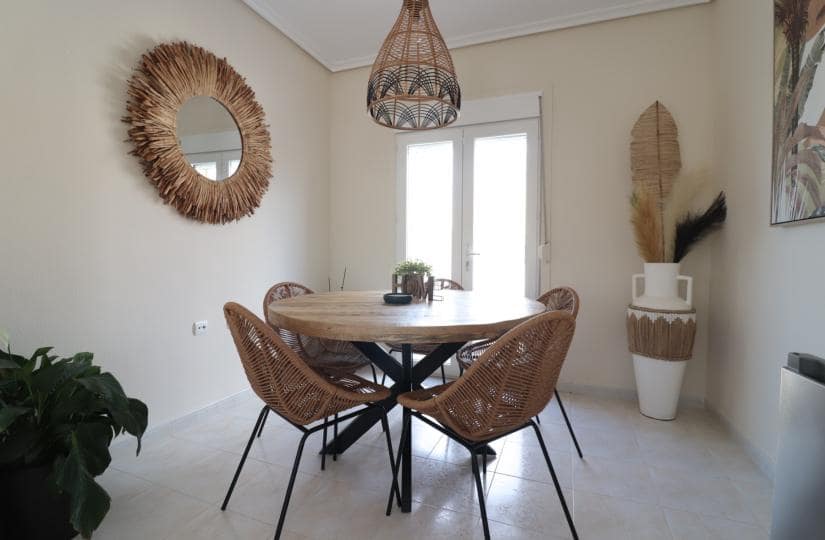 2 bedroom Villa for sale in Rojales with pool garage - € 285,000 (Ref: 9429103)