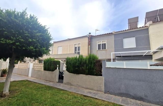 3 soveværelse Byhus til salg i Torreblanca, Torrevieja med swimmingpool - € 210.000 (Ref: 9429104)