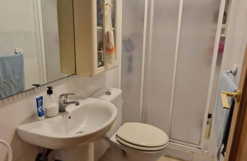 3 soveværelse Byhus til salg i Torrevieja med swimmingpool - € 210.000 (Ref: 9429104)