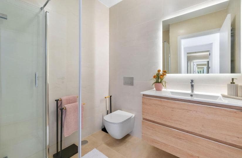 3 bedroom Apartment for sale in Torrevieja with pool - € 305,900 (Ref: 9430380)