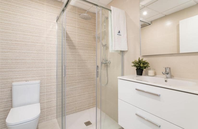 2 sovrum Lägenhet till salu i Torrevieja med pool - 325 000 € (Ref: 9430382)