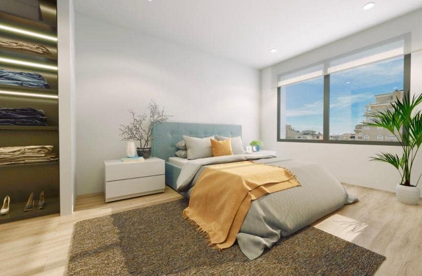 3 Zimmer Apartment zu verkaufen in Torrevieja mit Pool - 365.000 € (Ref: 9430385)