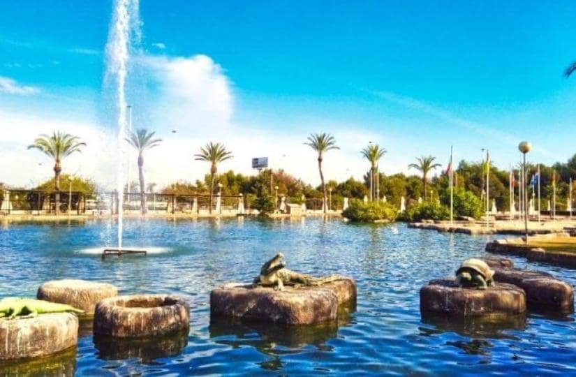 3 Zimmer Villa zu verkaufen in Torrevieja mit Pool - 750.000 € (Ref: 9430390)