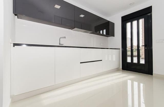 4 sovrum Villa till salu i Dehesa de Campoamor, Orihuela med pool - 995 000 € (Ref: 9430393)