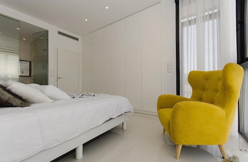 4 bedroom Villa for sale in Dehesa de Campoamor with pool - € 995,000 (Ref: 9430393)