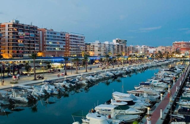 Apartamento de 2 habitaciones en Norte, Santa Pola en venta con piscina - 260.000 € (Ref: 9430397)