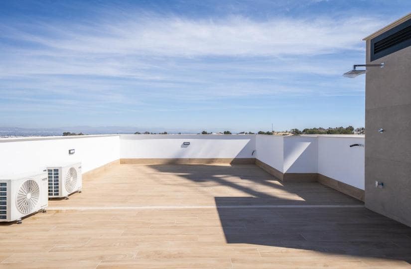 3 bedroom Villa for sale in Algorfa with pool - € 465,000 (Ref: 9430406)