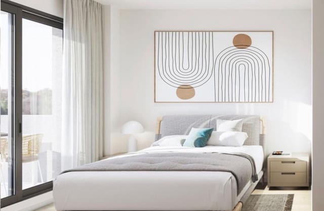 Apartamento de 3 habitaciones en Las Piscinas Naturales, Torrevieja en venta con piscina - 464.000 € (Ref: 9430426)