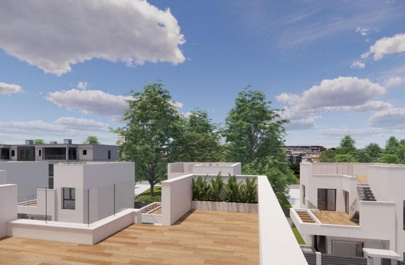 3 bedroom Villa for sale in Los Montesinos with pool - € 369,000 (Ref: 9430446)