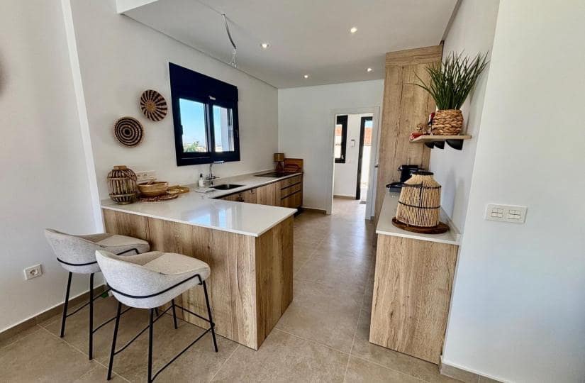 3 bedroom Villa for sale in Rojales with pool - € 472,913 (Ref: 9430449)