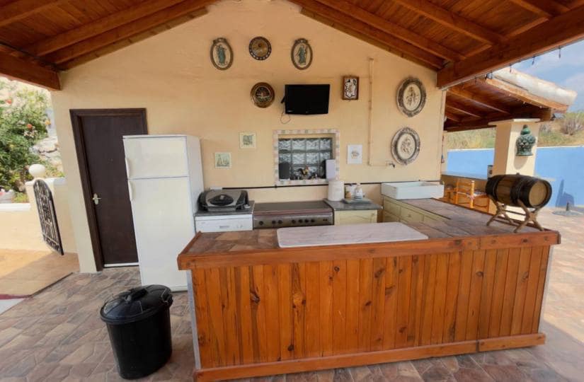 4 slaapkamer Finca/Landhuis te koop in Orihuela met zwembad garage - € 199.995 (Ref: 9430457)