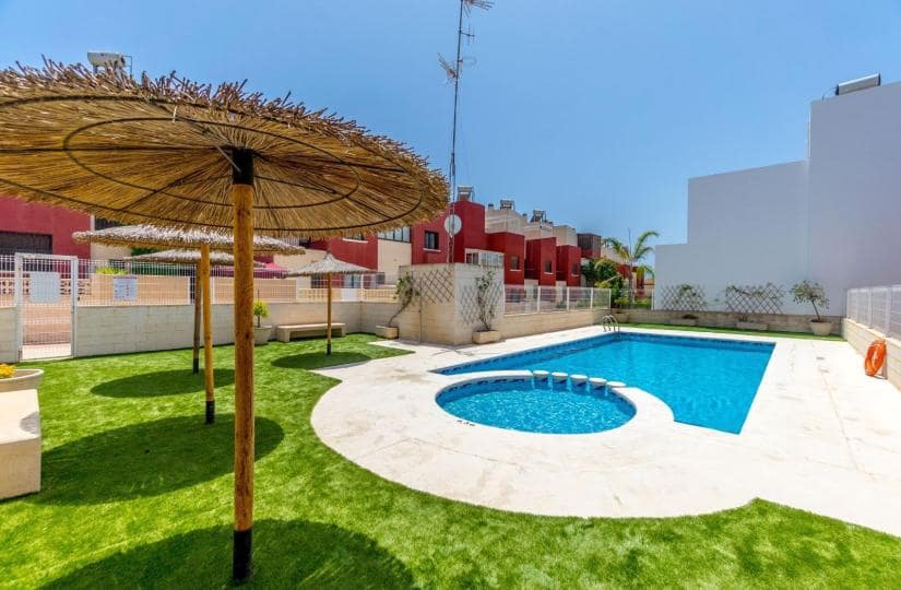 3 sovrum Hus till salu i Aguas Nuevas med pool - 319 000 € (Ref: 9430459)