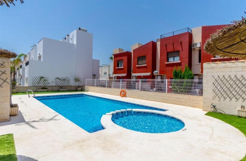 3 sovrum Hus till salu i Aguas Nuevas med pool - 319 000 € (Ref: 9430459)