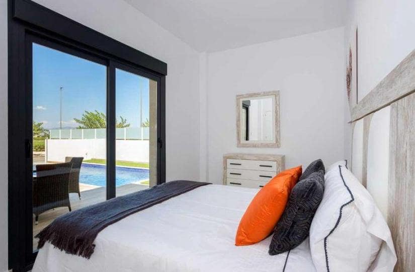 3 bedroom Villa for sale in Daya Nueva with pool - € 365,000 (Ref: 9430467)