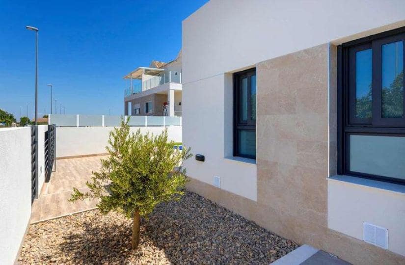 3 bedroom Villa for sale in Daya Nueva with pool - € 365,000 (Ref: 9430467)