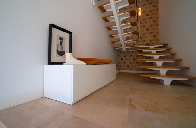 3 slaapkamer Villa te koop in La Florida, Orihuela met zwembad - € 509.000 (Ref: 9430476)