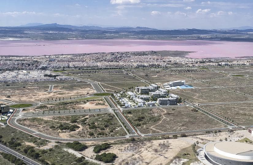 3 slaapkamer Appartement te koop in Torrevieja met zwembad - € 395.000 (Ref: 9430487)