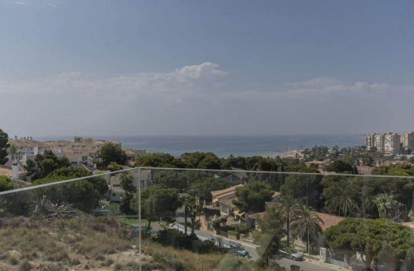 3 bedroom Villa for sale in Dehesa de Campoamor with pool - € 1,195,000 (Ref: 9430493)