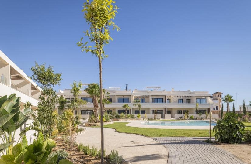 2 sovrum Lägenhet till salu i Torrevieja med pool - 380 000 € (Ref: 9430495)