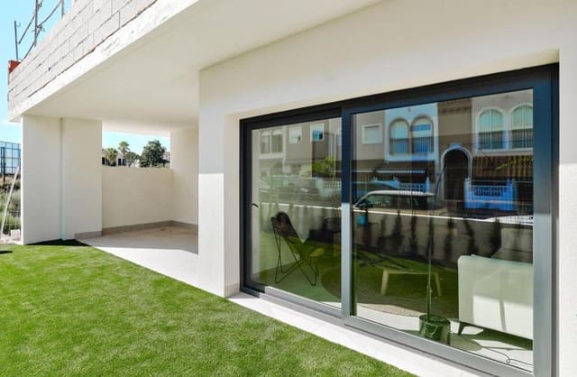 2 slaapkamer Appartement te koop in La Veleta, Torrevieja met zwembad - € 360.000 (Ref: 9430496)