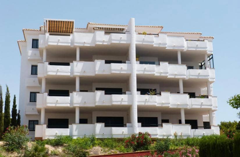 2 bedroom Apartment for sale in Dehesa de Campoamor with pool - € 238,000 (Ref: 9430508)