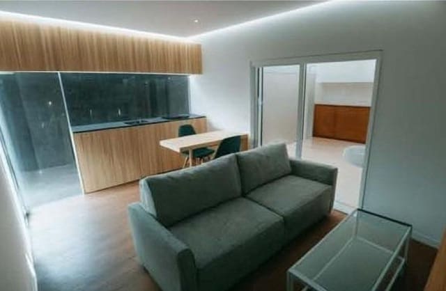 2 slaapkamer Appartement te koop in Centro - Muelle Pesquero, Torrevieja met zwembad - € 265.000 (Ref: 9430530)