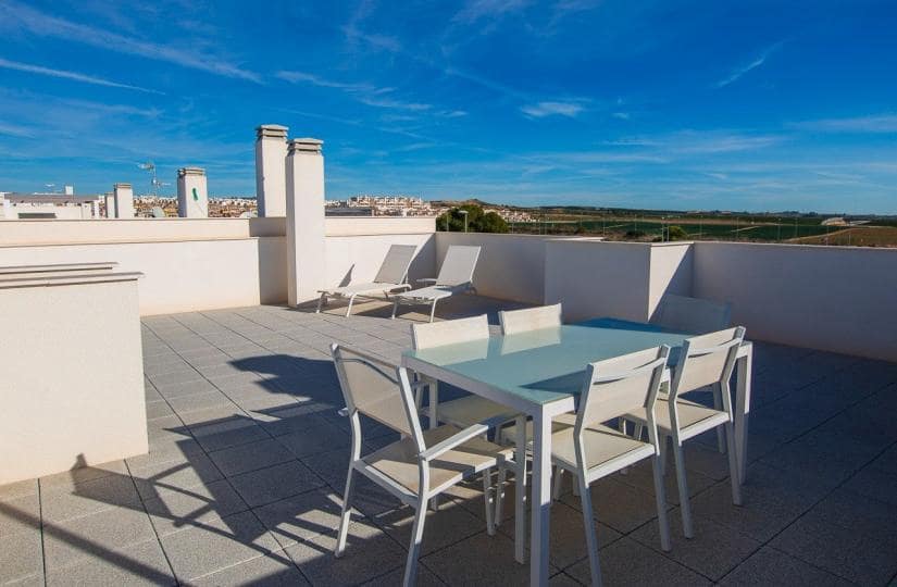 2 bedroom Apartment for sale in Orihuela with pool - € 299,900 (Ref: 9430534)