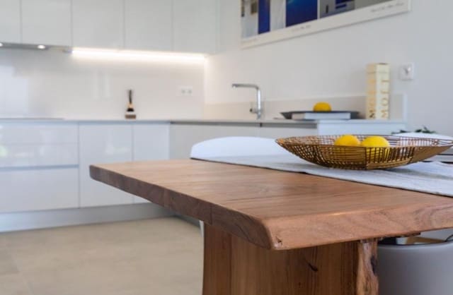 3 bedroom Apartment for sale in Panorama - Sierramar, Santa Pola with pool - € 405,000 (Ref: 9430537)