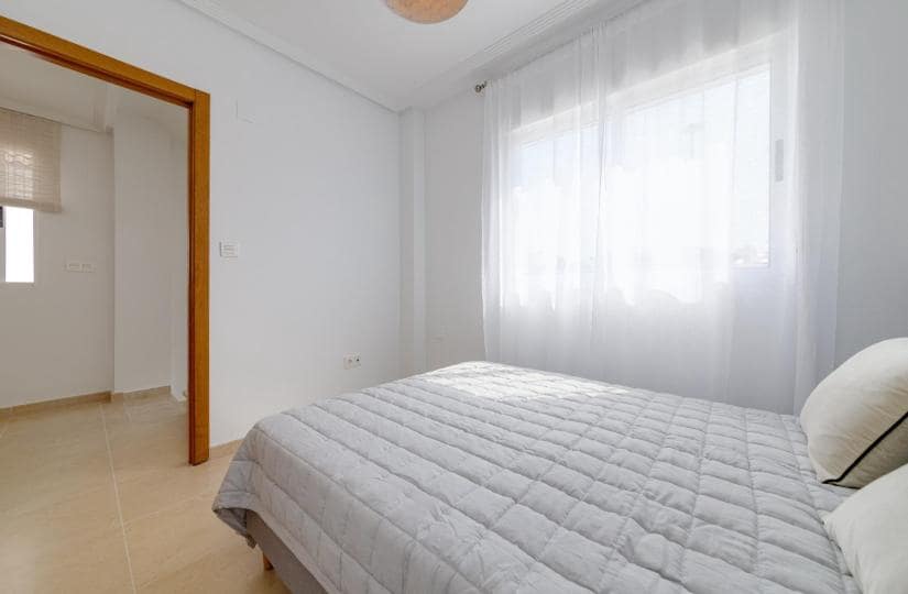 2 bedroom Villa for sale in San Fulgencio with pool - € 280,000 (Ref: 9430539)