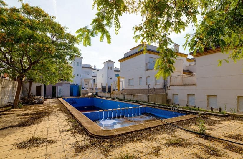 2 bedroom Villa for sale in San Fulgencio with pool - € 280,000 (Ref: 9430539)
